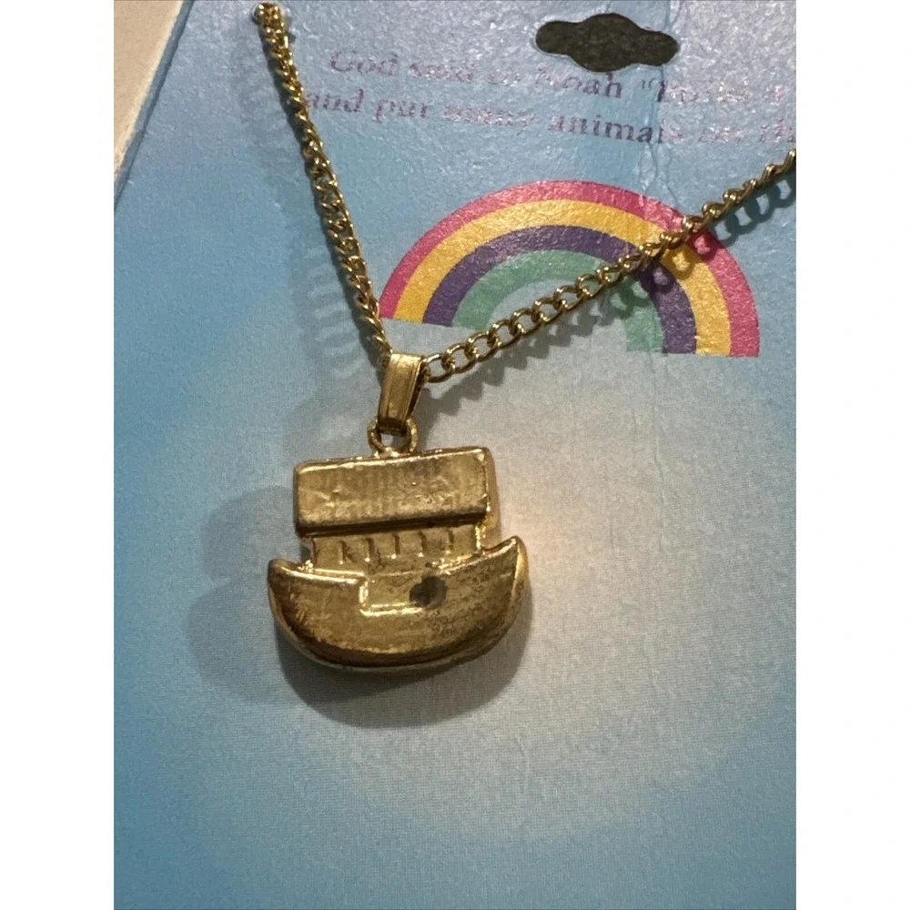 Noah's Ark Necklace - Bible Story - Charm Pendant Jewelry The Arc - Kids Gift